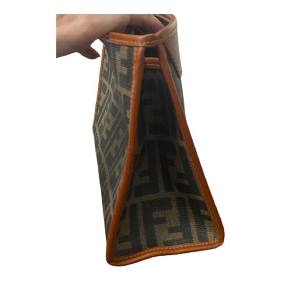 Fendi Clutch - Picture 8 of 9